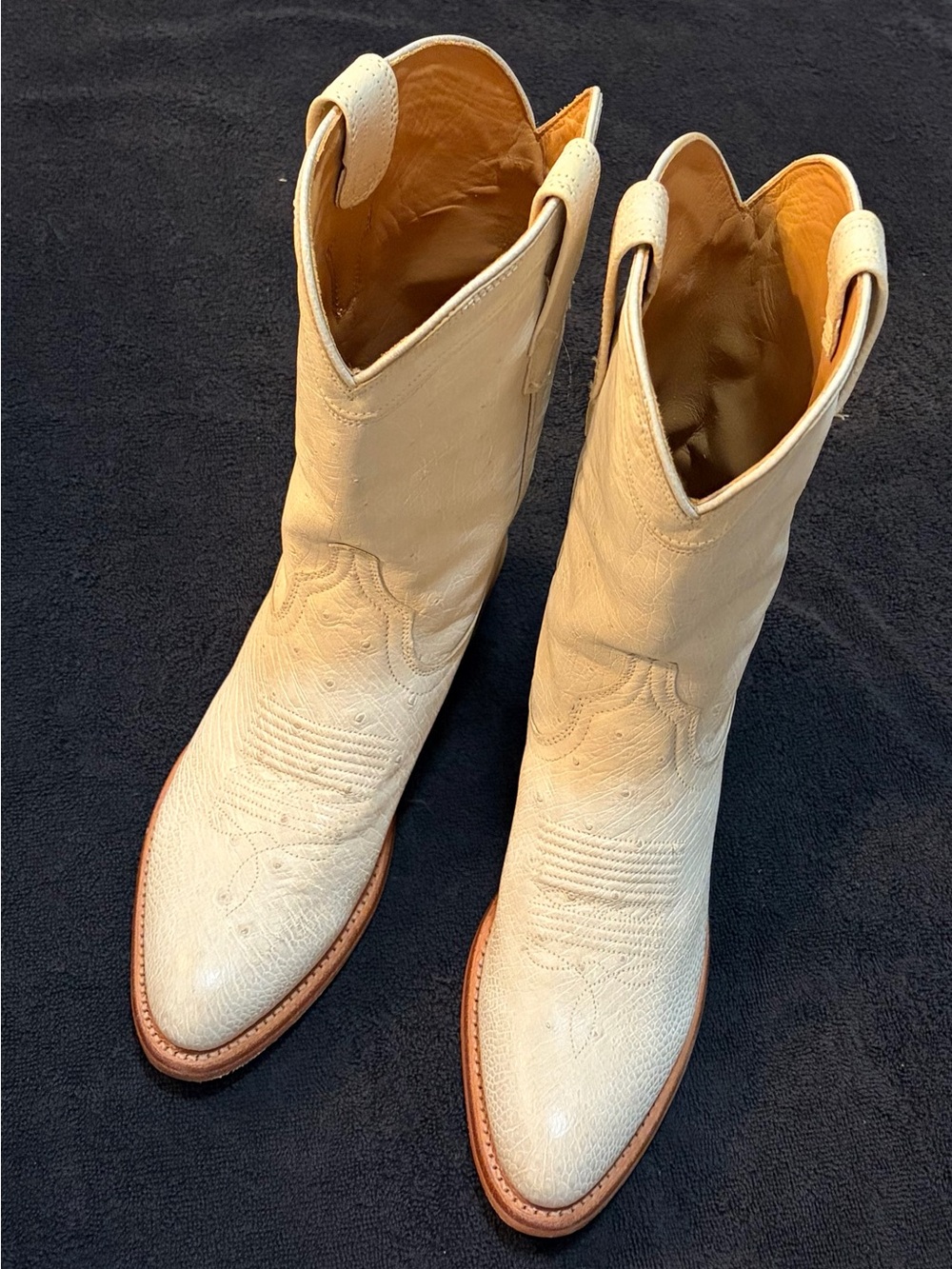LIMITED RELEASE Tecovas Chloe Pearl Smooth Ostrich Cowgirl Boots - Picture 2 of 8
